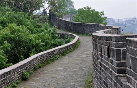 土命人缺什么|城墙土命分析